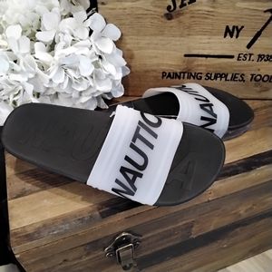 Nautica Slides nwt